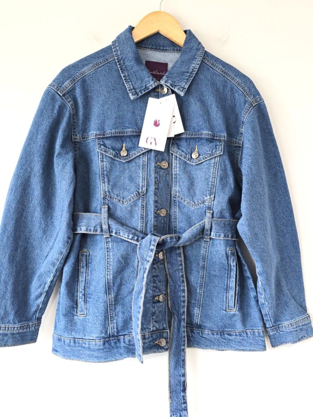 Gloria Vanderbilt Classic Trucker Denim Jacket Medium Wash Size S NWT